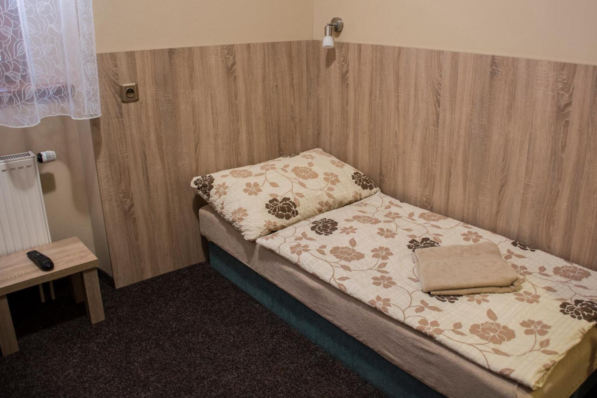 Penzion Krmelec Chrudim Zewnętrze zdjęcie